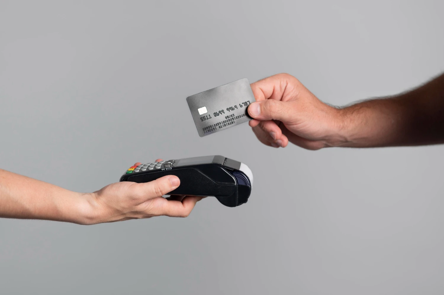 Split de pagamento Getnet: como usar com a Split Digital Pessoa realizando split de pagamento usando cartão de crédito e máquina de cartão Getnet.